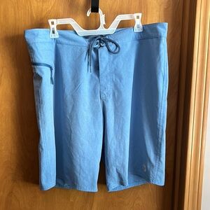 Vineyard Vines shorts